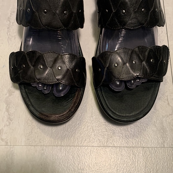 Dansko Women's Black Leather Small Studs Slip On Flat Platform Summer Sandals - Picture 8 of 12